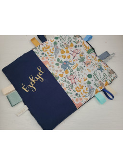 Doudou étiquettes petits animaux et coton marine personnalisé tout doux